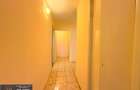 EXCLUSIVITATE: Apartament 2 camere în Micro 17 – Vedere dublă și potențial excel - 3