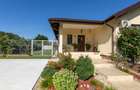 Casă Farmhouse la marginea pădurii cu vedere spre Bucegi și comunitate autentica - 1
