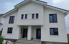 Duplex spatios - dormitor la parter - bucatarie mare - 2