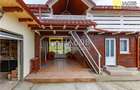Casa, anexe, 3762 mp teren, 25000 mp padure, Comanesti, jud. Bacau - 18
