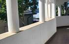 Vila superba 8 camere ,stil conac Brancovenesc - 2