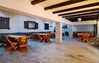 Pensiune deosebita, locuri de cazare, restaurant, pizzerie si spatii comerciale - 3
