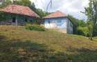 Casă bătrânească plus teren 9515 mp. Sălătrucel sat Serbănesti - 2