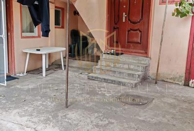 Tepes Voda Hala Traian casa 2 camere 47 mp , curte libera 25 mp, 68000 eur - 3