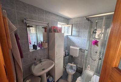 Apartament 3 camere decomandat  78 mp pivnita curte  in zona Centrala - 13