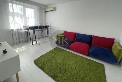Apartament cu 2 camere decomandat, mobilat în Central