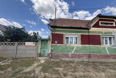 Casă cu 4 camere în Cefa