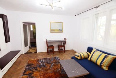 Apartament cu 3 camere semidecomandat, mobilat în Copou