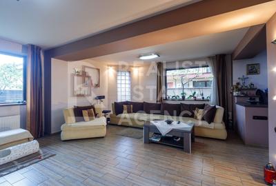 Vânzare, Duplex, 8 camere, zona Militari - 2