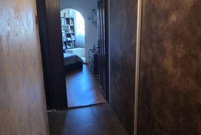 Apartament 3 camere, amenajat si mobilat, 450euro/luna, zona  Alexandru - 7