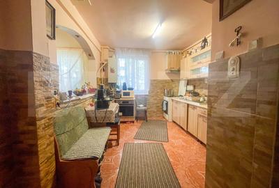 Apartament cu 3 camere semidecomandat, mobilat în Gheorgheni