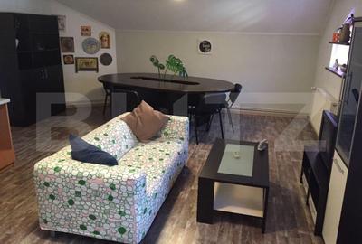 Apartament cu 3 camere semidecomandat, mobilat în Calea Severinului