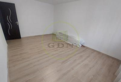 Apartament cu 2 camere decomandat în 1 Mai
