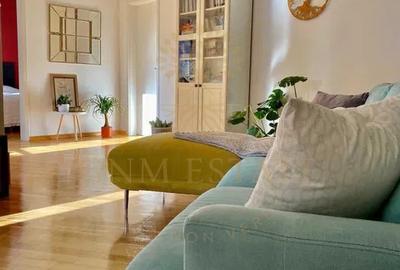 Apartament cu 2 camere semidecomandat, mobilat în Vitan Mall
