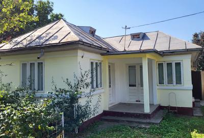 Casă individuală cu 4 camere în Clipicești
