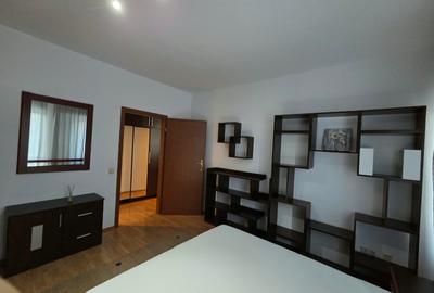 De inchiriat apartament cochet cu 3 camere, zona centrala cu parcare - 6