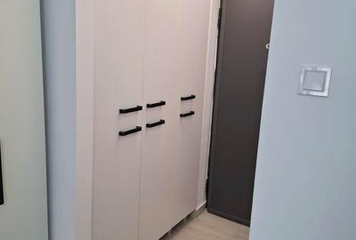 Garsoniera RENOVATA de la placa, CT, AC, mobila la comanda, utilata, etaj 2 - 7