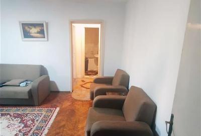 Apartament 2 camere in zona ultracentrala Moldova Noua - 3