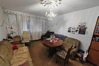 Apartament cu 2 camere decomandat în Alexandru cel Bun