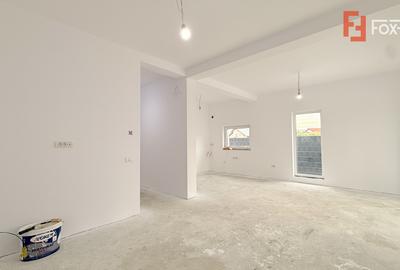 Duplex despartit, de vanzare 4 camere - curent trifazic - Mosnita Veche - 4