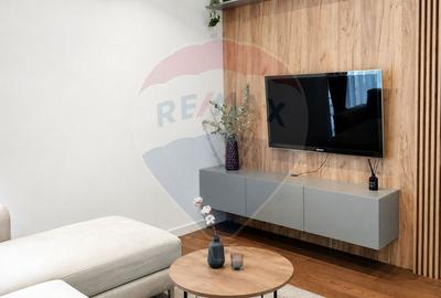 Apartament cu 2 camere semidecomandat, mobilat în Cotroceni