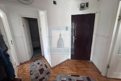 Apartament 2 camere de vânzare – Tractorul, str. Bronzului - 9