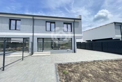 Duplex cu 4 camere în Rășinari