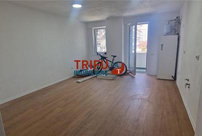 Apartament cu 2 camere decomandat în Ampoi 1