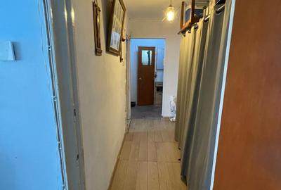 Vanzare apartament 2 camere  Valea Oltului Timisoara Drumul Taberei sector 6 - 7