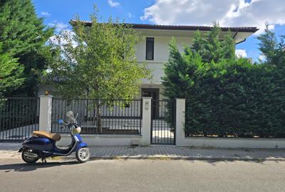 Casa / Vila Pipera - Bd. Erou Iancu Nicolae - 1