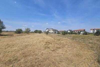 Teren Construcții intravilan de 1704 mp, în Braytim