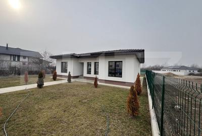 Casă individuală cu 4 camere în Narciselor