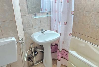Vand apartament 2 camere in Deva, zona Pacii (Cartea Funciara), etaj 1, dec. - 5
