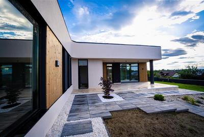Vila  de lux, situata pe Drumul Vinului, construita cu materiale premium, privel - 2