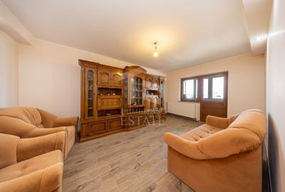 Apartament cu 3 camere decomandat, mobilat în Electroprecizia