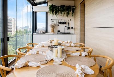 Apartament cu 3 camere decomandat, mobilat în Băneasa