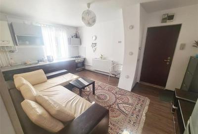 Apartament cu 2 camere decomandat, mobilat în Craiter