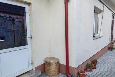 Casa 3 camere libera la vanzare CRISTIAN - 17