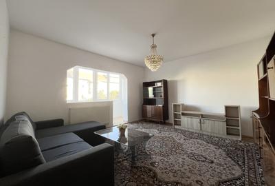 Apartament cu 4 camere decomandat, mobilat în Girocului