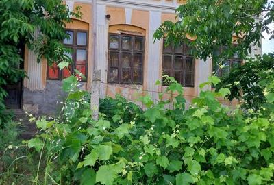 Casa 205 mp | Teren 2.379 mp | Potential comercial | Acces direct DN - 8