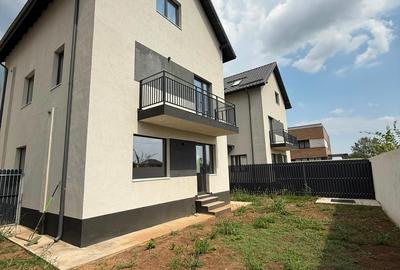 Casă cu 5 camere în Bragadiru