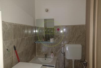 De inchiriat apartament 2 camere RACADAU - 6