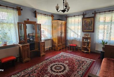Vanzare casa cu 300 mp teren, Schei-Biserica Sfanta Treime, acces din 2 strazi - 3