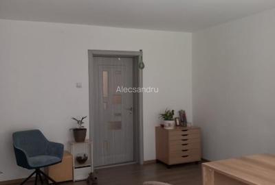 Birou, de 75.00 mp, în Unirii