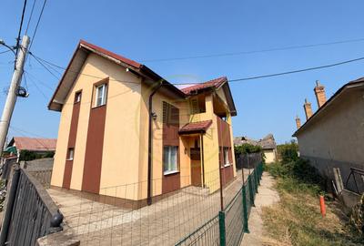 Casă individuală cu 5 camere în Brestei