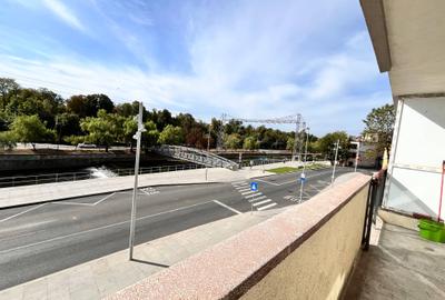 Apartament cu 3 camere cu priveliste spre Parcul Central - 15