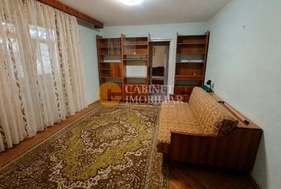 Apartament cu 3 camere semidecomandat, mobilat în Tătărași