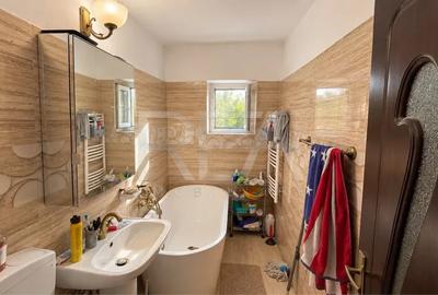 2 camere- decomandat- 60 Mp- Centrala proprie- Nasaud/Trafic Greu - 4