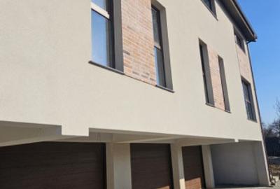Duplex de vanzare, 4 camere, 162mp, 250mp teren, 2 garaje, Oasului - 2