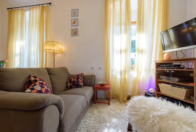 Centrul Istoric, apartament cu 2 camere in conditii deosebite. - 2